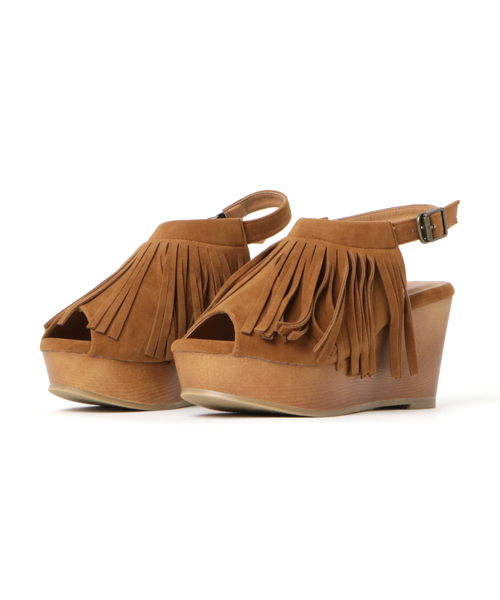 mooimooi(モーイモーイ)の「フリンジ厚底サンダル(サンダル・レディース・グレー/キャメル/ブラック/カーキ・M/S/LL/L/3L)」の16枚目の写真
