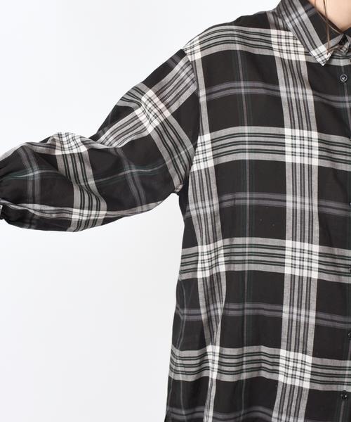 Khaju（カージュ）の「Khaju:チェックビッグシャツ（シャツ/ブラウス・レディース・ブラック/ワイン・ONE SIZE）」の8枚目の写真
