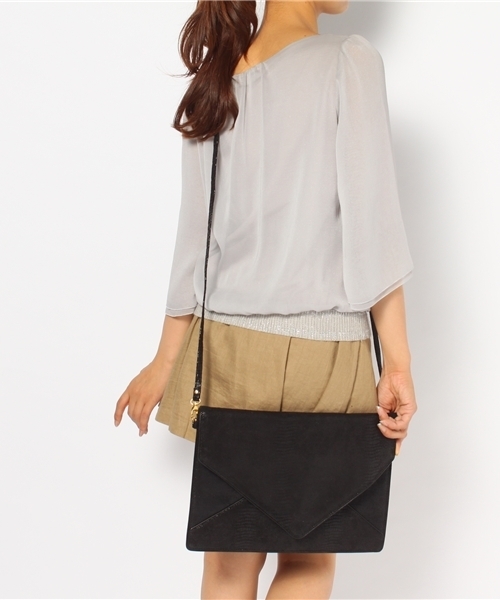 ROSE BUD（ローズバッド）の「6340 SNAKE TABLET CASE（クラッチバッグ・レディース・ブラック/ブルー・ONE SIZE）」の5枚目の写真