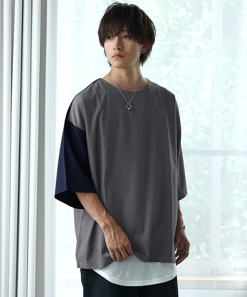MinoriTY(マイノリティ)の「【MinoriTY】バイカラー切り替えビッグTシャツ メンズ 無地tシャツ 夏服 秋服 オーバーサイズ ルーズシルエット(Tシャツ/カットソー・メンズ・ブラック系その他/グレー系その他/ブルー系その他/レッド系その他/グレー系その他2/ブルー系その他2/ブラック系その他2・M/L/S)」の19枚目の写真