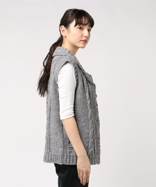 LBC（エルビーシー）の「1.5Gアクリルウールロービングベスト（ベスト・レディース・グレー/イエロー・M/L）」の4枚目の写真