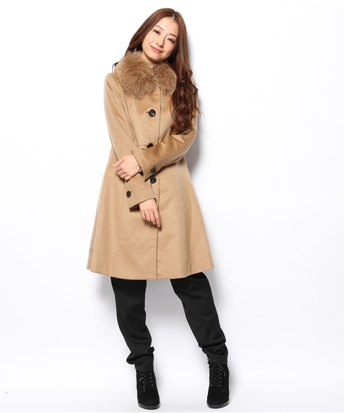 Soareak(ソアリーク)の「FOXファーツキカシミヤコート(その他アウター・レディース・キャメル/ブラック・SMALL/MEDIUM)」の1枚目の写真