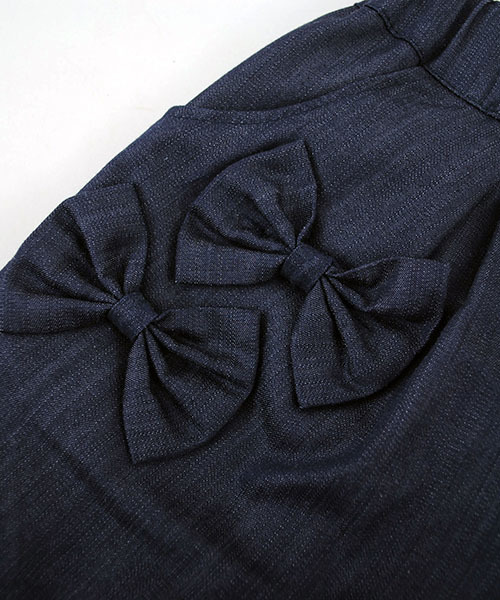 BeBe(ベベ)の「BeBe/シャンブレーストレッチショートパンツ(その他パンツ・キッズ・ネイビー・90/100/110/120/130/140/150)」の8枚目の写真