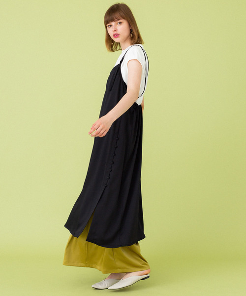 UNITED TOKYO(ユナイテッドトウキョウ)の「サテンスリットキャミワンピース(ワンピース・レディース・ダークブラウン/ブラック/オレンジ・1)」の16枚目の写真