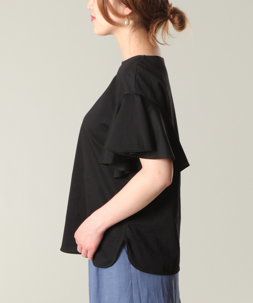 Tiara（ティアラ）の「ボートネックフレアスリーブカットソー（Tシャツ/カットソー・レディース・ブラック/ホワイト×ブラック/レッド/マスタード・FREE）」の5枚目の写真