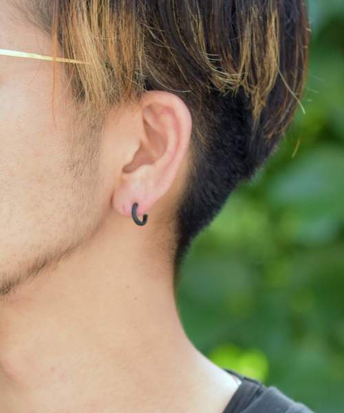 LION HEART(ライオンハート)の「LH for Gift “cloth” Roundピアス(ピアス(片耳用)・メンズ・ホワイト/ブラック/シルバー・ONE SIZE)」の10枚目の写真