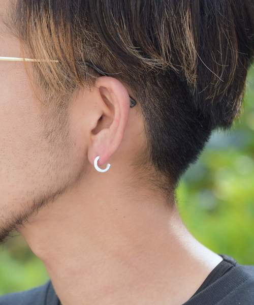 LION HEART(ライオンハート)の「LH for Gift “cloth” Roundピアス(ピアス(片耳用)・メンズ・ホワイト/ブラック/シルバー・ONE SIZE)」の14枚目の写真
