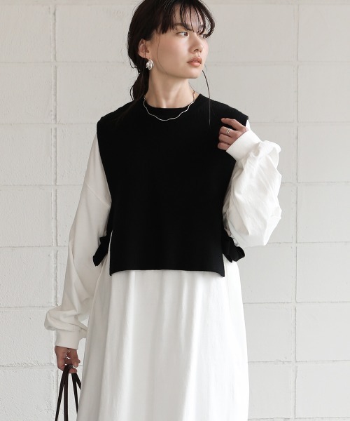 Bou Jeloud(ブージュルード)の「≪再入荷≫【WEB限定】◆重ね着スタイルに◆サイドリボンレイヤードニットベスト/サイドスリットバックロングニットジレ(ベスト)」|ブラック