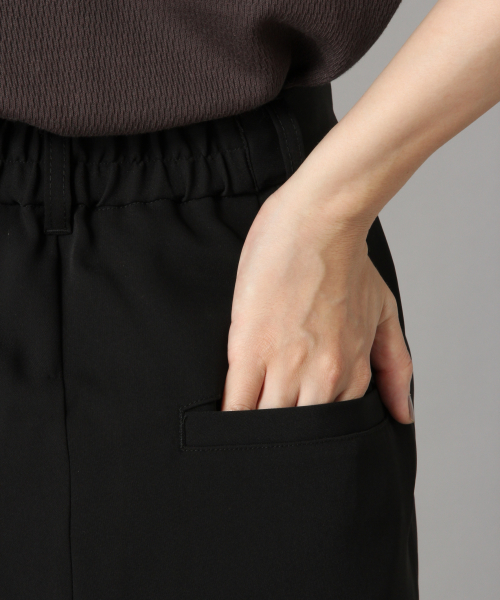 LOWRYS FARM（ローリーズファーム）の「センタープレスフレアパンツ　852112（その他パンツ・レディース・ブラック/ブラウン/グリーン/ライトグレー・FREE）」の13枚目の写真