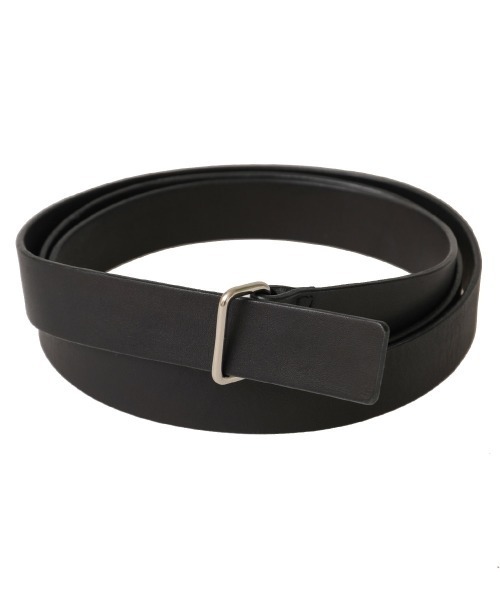 CLANE（クラネ）の「TWIST LEATHER BELT（ベルト・レディース・ブラック/ベージュ・1/2）」の6枚目の写真