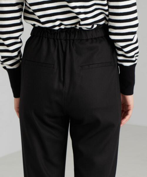 green label relaxing(グリーンレーベルリラクシング)の「◆CFC T/R ドロスト タック テーパード パンツ(その他パンツ・レディース・ブラック/ライム/ライトグレー/ピンク/ベージュ・40/42/34/44/36/38)」の19枚目の写真