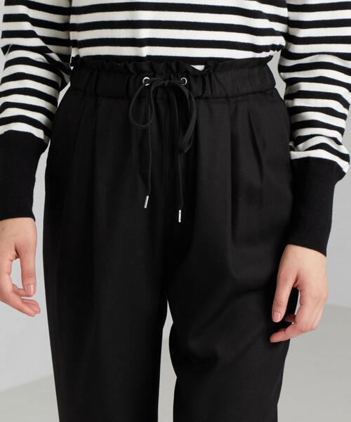 green label relaxing(グリーンレーベルリラクシング)の「◆CFC T/R ドロスト タック テーパード パンツ(その他パンツ・レディース・ブラック/ライム/ライトグレー/ピンク/ベージュ・40/42/34/44/36/38)」の18枚目の写真
