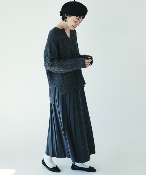 PUAL CE CIN(ピュアルセシン)の「【kanocoさん着用】ケーブルキーネックプルオーバー(ニット/セーター・レディース・ネイビー/グレー/キャメル・FREE)」の10枚目の写真