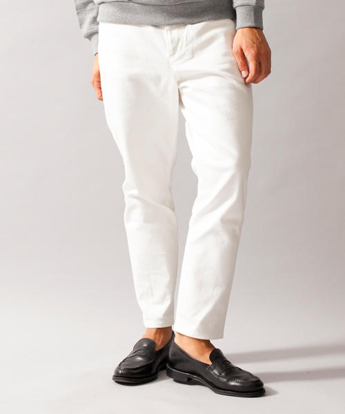 BEAUTY&YOUTH UNITED ARROWS（ビューティーアンドユースユナイテッドアローズ）の「BY ∴ デニム スラウチ テーパード 5ポケット パンツ ◆（デニムパンツ・メンズ・オフホワイト/ネイビー/ロイヤルブルー・MEDIUM/X-LARGE/LARGE/SMALL）」の4枚目の写真