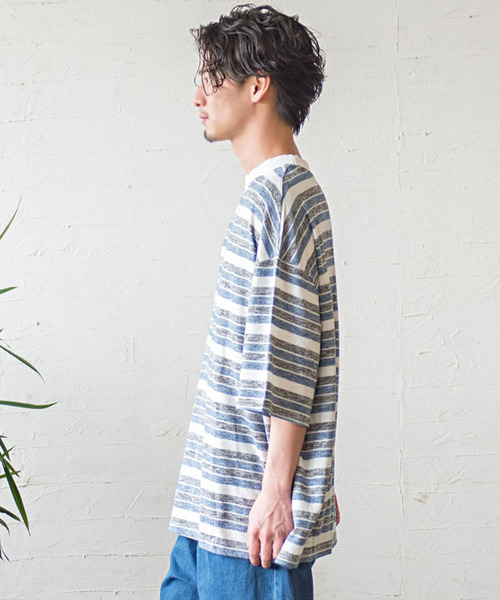 Vicci(ビッチ)の「『vicci/ヴィッチ』ボーダー柄ドロップショルダー5分袖ニットTシャツ(Tシャツ/カットソー・メンズ・ネイビー/グレー・L/M)」の5枚目の写真