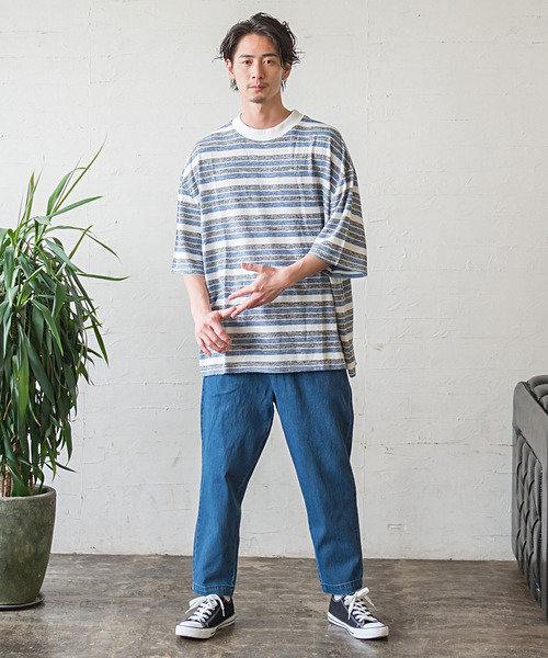Vicci(ビッチ)の「『vicci/ヴィッチ』ボーダー柄ドロップショルダー5分袖ニットTシャツ(Tシャツ/カットソー・メンズ・ネイビー/グレー・L/M)」の4枚目の写真