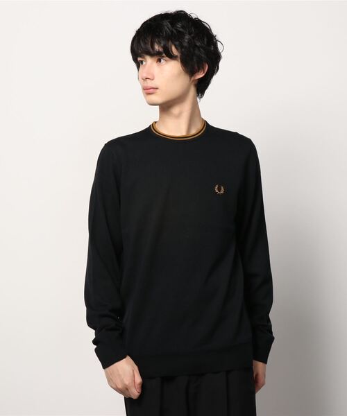 FRED PERRY（フレッドペリー）の「Classic Crew Neck Sweater／クラシッククルーネックニット（ニット/セーター・メンズ・ブラック/ベージュ/ネイビー/グレー/バーガンディー/モカ/ブルー/カーキ/ブラック系その他/ブルー系その他/グリーン/オフホワイト/グレー系その他2/ホワイト/ブラック系その他3/ベージュ系その他/ブルー系その他3/ブラック系その他2/グレー系その他/ブルー系その他2/キャメル/グレー系その他3/レディッシュグレー/ブラック系その他4/ホワイト系その他/グレイッシュブルー/グレー系その他4/グリーン系その他/ホワイト系その他2/ネイビー系/ブラック系その他5/グリーン系その他2/ブラウン/グレー系その他5/ネイビー系1/ブラウン系その他/ベージュ系その他2/ダークブラウン/パープル・S/M/L/XS/XL）」の8枚目の写真