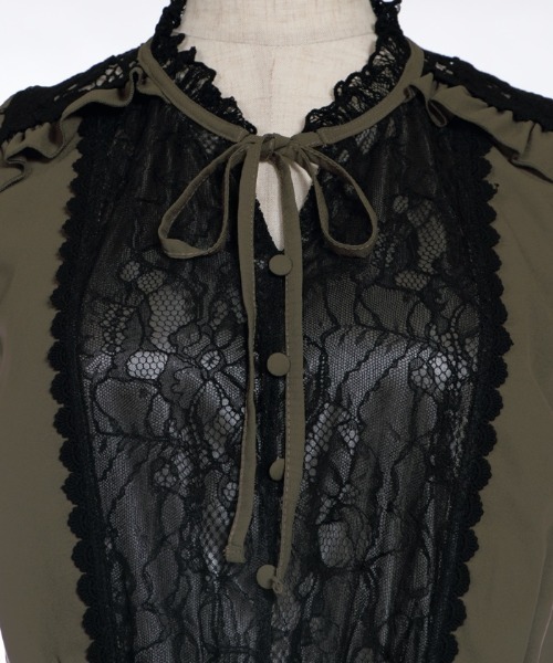 axes femme（アクシーズファム）の「バックレースノースリOP