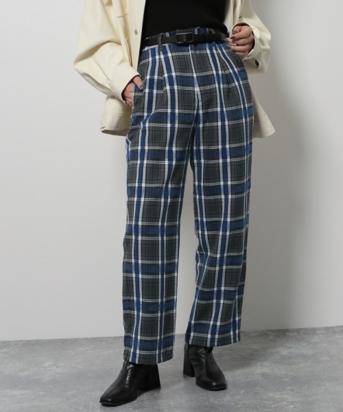 PAGEBOY（ページボーイ）の「モールチェックストレートパンツ（その他パンツ・レディース・グリーン系その他/ブルー系その他・SMALL/MEDIUM）」の4枚目の写真