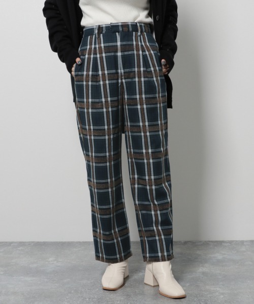 PAGEBOY（ページボーイ）の「モールチェックストレートパンツ（その他パンツ・レディース・グリーン系その他/ブルー系その他・SMALL/MEDIUM）」の16枚目の写真