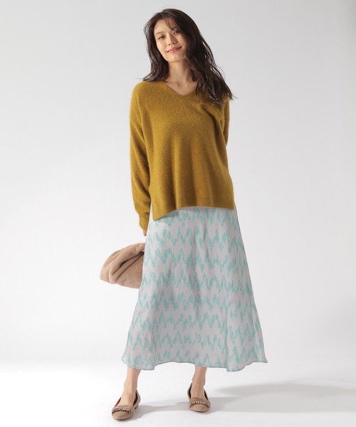 BAYFLOW（ベイフロー）の「ラクーンMIX Vネックニットプルオーバー（ニット/セーター・レディース・ライトブルー/ベージュ/パープル/マスタード/オレンジ/ネイビー・SMALL/MEDIUM）」の7枚目の写真