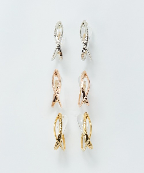 Phoebe（フィービィー）の「【シリーズ累計販売　10,000点突破！】【金属アレルギー対応】【痛くないシリーズ】クロスフープクリスタルループフィットイヤリング（イヤリング・レディース・シルバー/ゴールド/ピンクゴールド・FREE）」の4枚目の写真