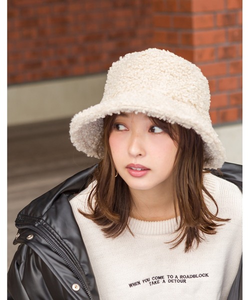 SpRay(スプレイ)の「ボアバケットハット(ハット・レディース・ブラック/アイボリー/グレイッシュベージュ・FREE)」の2枚目の写真