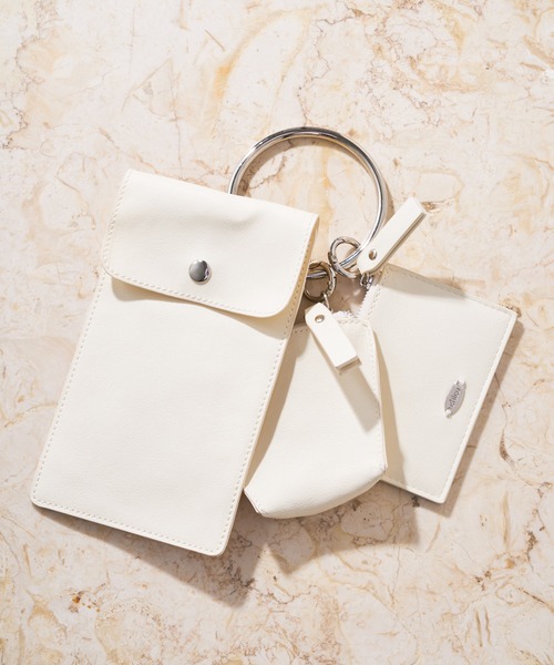 Chico（チコ）の「3ピースミニショルダーセット（ショルダーバッグ・レディース・ブラック/シルバー/アイボリー・FREE）」の2枚目の写真