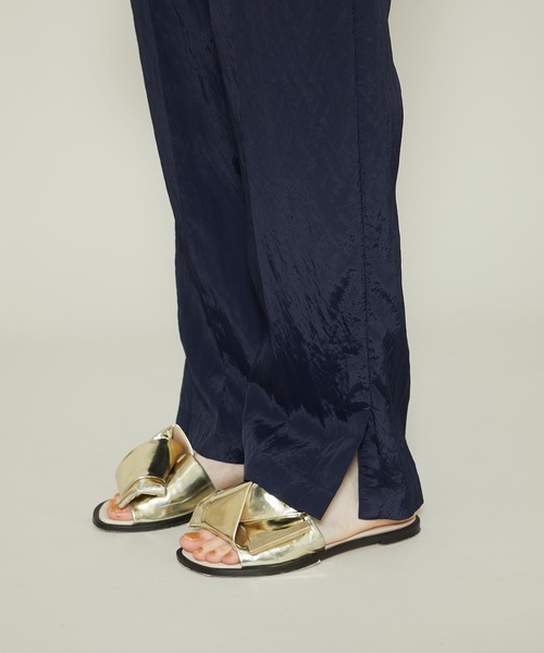 08sircus（ゼロエイトサーカス）の「【08sircus(ゼロハチサーカス）】ヴィスコースワッシャースリットイージーパンツ /S21SL-PT03（その他パンツ・レディース・ネイビー/イエロー・1/0）」の10枚目の写真