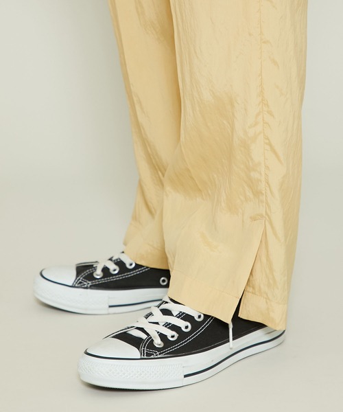 08sircus（ゼロエイトサーカス）の「【08sircus(ゼロハチサーカス）】ヴィスコースワッシャースリットイージーパンツ /S21SL-PT03（その他パンツ・レディース・ネイビー/イエロー・1/0）」の7枚目の写真