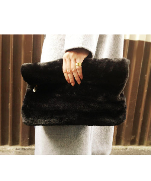 goocy（グースィー）の「ファーロールクラッチBag（クラッチバッグ・レディース・ブラック/アイボリー/ミント・FREE）」の3枚目の写真