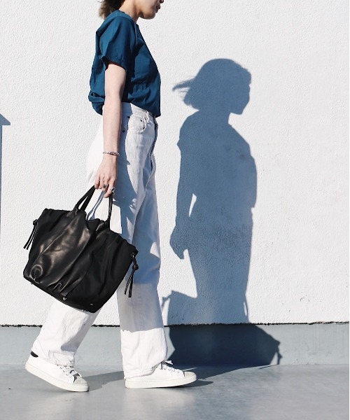 atneK(アトネック)の「【atneK】ナイロンギャザートート(トートバッグ・レディース・ブラック・FREE)」の8枚目の写真