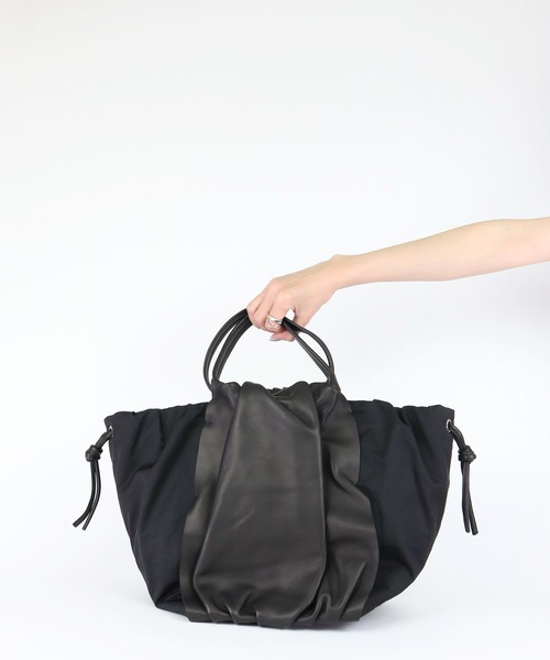 atneK(アトネック)の「【atneK】ナイロンギャザートート(トートバッグ・レディース・ブラック・FREE)」の15枚目の写真