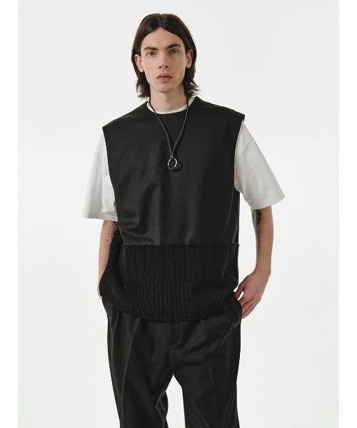 IEY(アイイーワイ)の「【IEY】MIXED WOVEN VEST IYVTBA001(ベスト・メンズ・ブラック/ベージュ・FREE)」の2枚目の写真