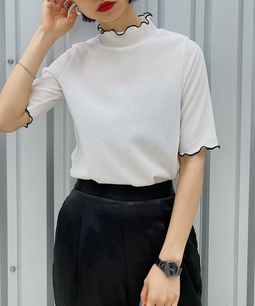 PAGEBOY(ページボーイ)の「ヨウリュウメローハイネックプルオーバー(Tシャツ/カットソー・レディース・オフホワイト/ブラック/グレイッシュベージュ・FREE)」の4枚目の写真