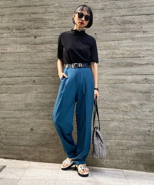 PAGEBOY(ページボーイ)の「ヨウリュウメローハイネックプルオーバー(Tシャツ/カットソー・レディース・オフホワイト/ブラック/グレイッシュベージュ・FREE)」の7枚目の写真