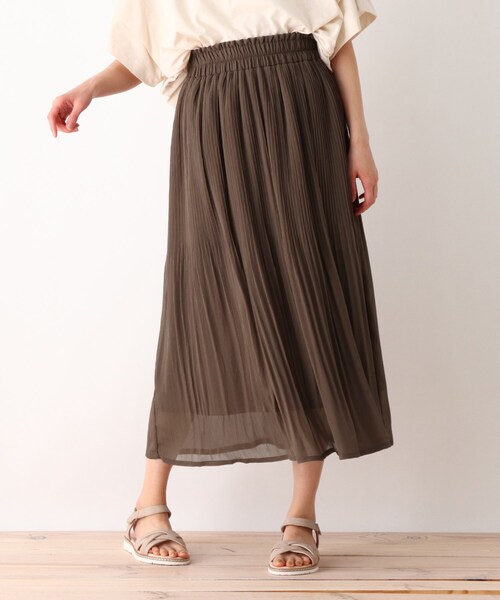 SHOO・LA・RUE（シューラルー）の「◆シフォン楊柳プリーツスカート（スカート・レディース・ライトブルー/ブラック/ダークブラウン/ホワイト系/ピンク系・00）」の4枚目の写真
