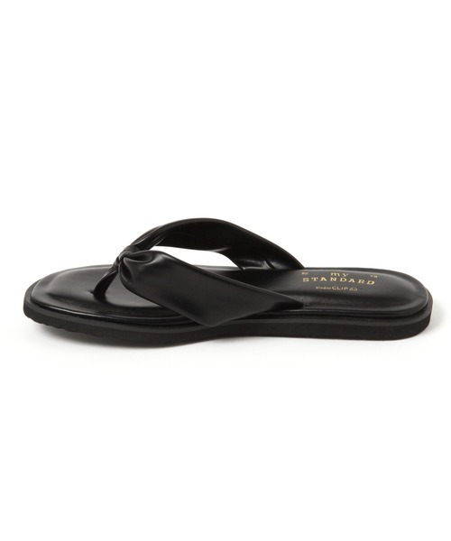 studio CLIP（スタディオクリップ）の「フェイクレザーギャザートングサンダル（サンダル・レディース・ブラック/ブラウン/オフホワイト・LARGE/MEDIUM）」の10枚目の写真