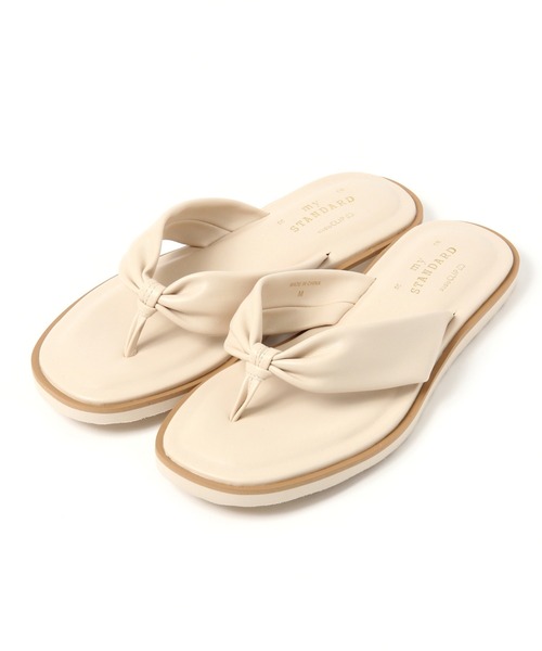 studio CLIP（スタディオクリップ）の「フェイクレザーギャザートングサンダル（サンダル・レディース・ブラック/ブラウン/オフホワイト・LARGE/MEDIUM）」の15枚目の写真