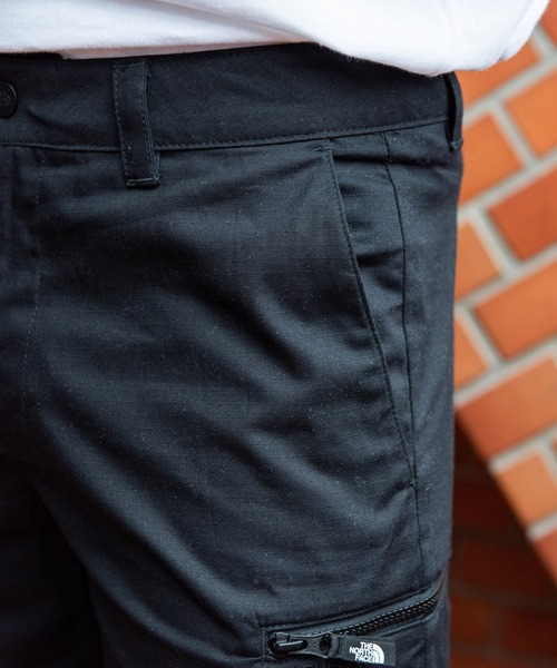 THE NORTH FACE(ザノースフェイス)の「THE NORTH FACE カーゴショートパンツ(カーゴパンツ・メンズ・ブラック・36/34/32)」の13枚目の写真