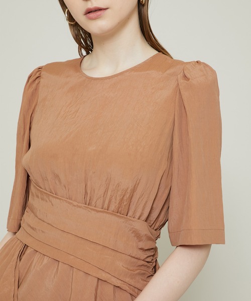 muller of yoshiokubo（ミュラーオブヨシオクボ）の「【muller of yoshiokubo(ミュラーオブヨシオクボ)】 別注アシンメトリードレス（ワンピース・レディース・ブラウン・38/36）」の9枚目の写真