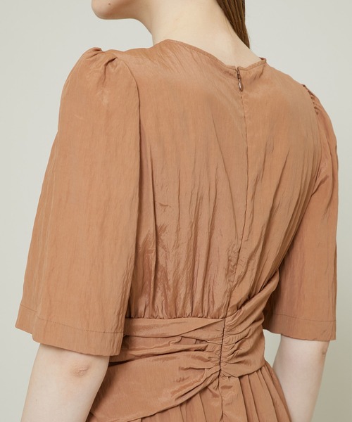 muller of yoshiokubo（ミュラーオブヨシオクボ）の「【muller of yoshiokubo(ミュラーオブヨシオクボ)】 別注アシンメトリードレス（ワンピース・レディース・ブラウン・38/36）」の5枚目の写真