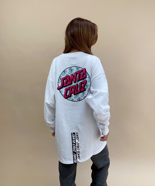 SANTA CRUZ(サンタクルーズ)の「【ムラサキスポーツ別注】SANTACRUZ/サンタクルーズ ビッグシルエット ラインテープ柄バックプリントロンT 502213432(Tシャツ/カットソー・レディース・ホワイト/ブラック/イエロー/ブラック系その他・M/L)」の11枚目の写真