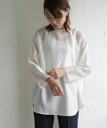 Audrey and John Wad　Long Pullover Blouse