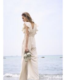 to the sea ワッフルビスチェ ロンパース ブラウン To the sea（トゥーザシー）の「コットンリネンタッチラッフル