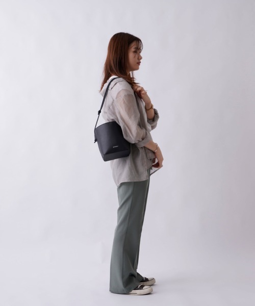 Actually（アクチュアリー）の「バケツ型 軽量 ショルダー（ショルダーバッグ・レディース・ブラック・フリー）」の10枚目の写真