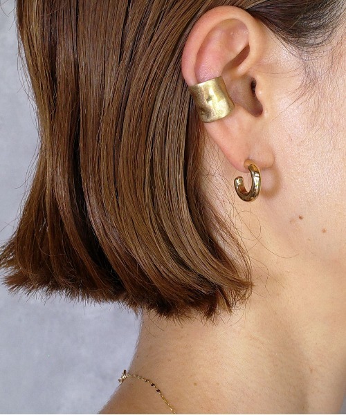 SIGNAL(シグナル)の「【SIGNAL/シグナル】Bold Ear Cuff / ボールドイヤーカフ(イヤーカフ・レディース・ゴールド/シルバー・FREE)」の7枚目の写真