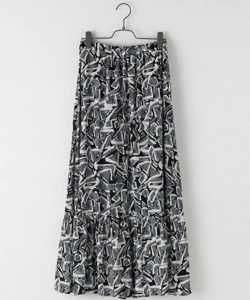 LOWRYS FARM（ローリーズファーム）の「トライアングルスカート　228826（スカート・レディース・ブラック/ベージュ・FREE）」の2枚目の写真