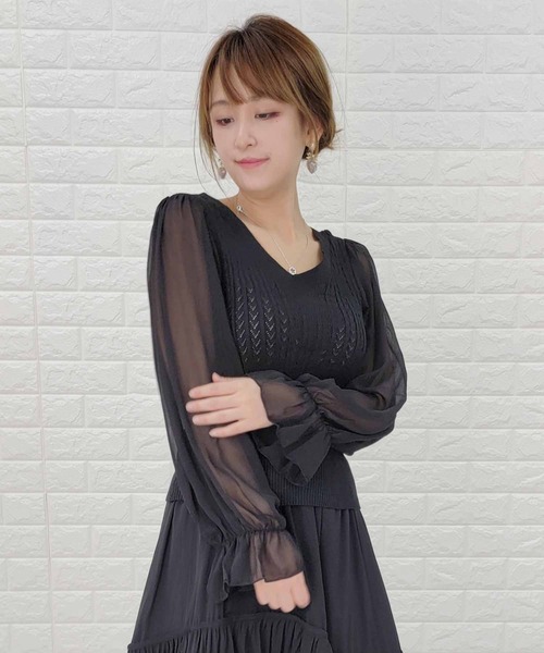 Lace Ladies(レースレディース)の「Vネック ボリュームスリーブ ニットシャツ(シャツ/ブラウス・レディース・ブルー/ホワイト/ブラック・FREE)」の18枚目の写真