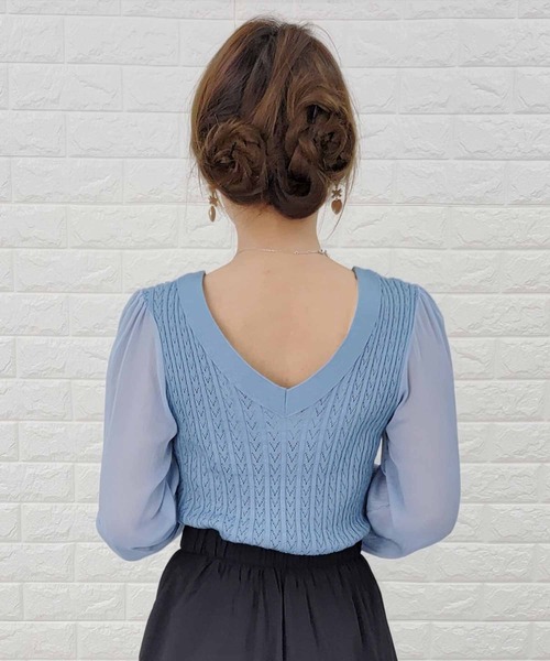 Lace Ladies(レースレディース)の「Vネック ボリュームスリーブ ニットシャツ(シャツ/ブラウス・レディース・ブルー/ホワイト/ブラック・FREE)」の19枚目の写真